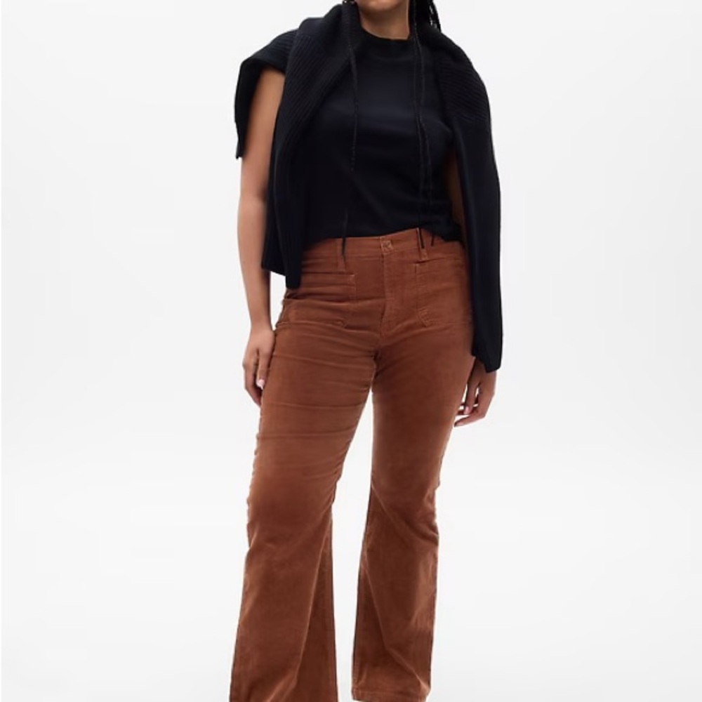 GAP Women’s Brown ‘70s Flare Corduroys - Picture 4 of 4
